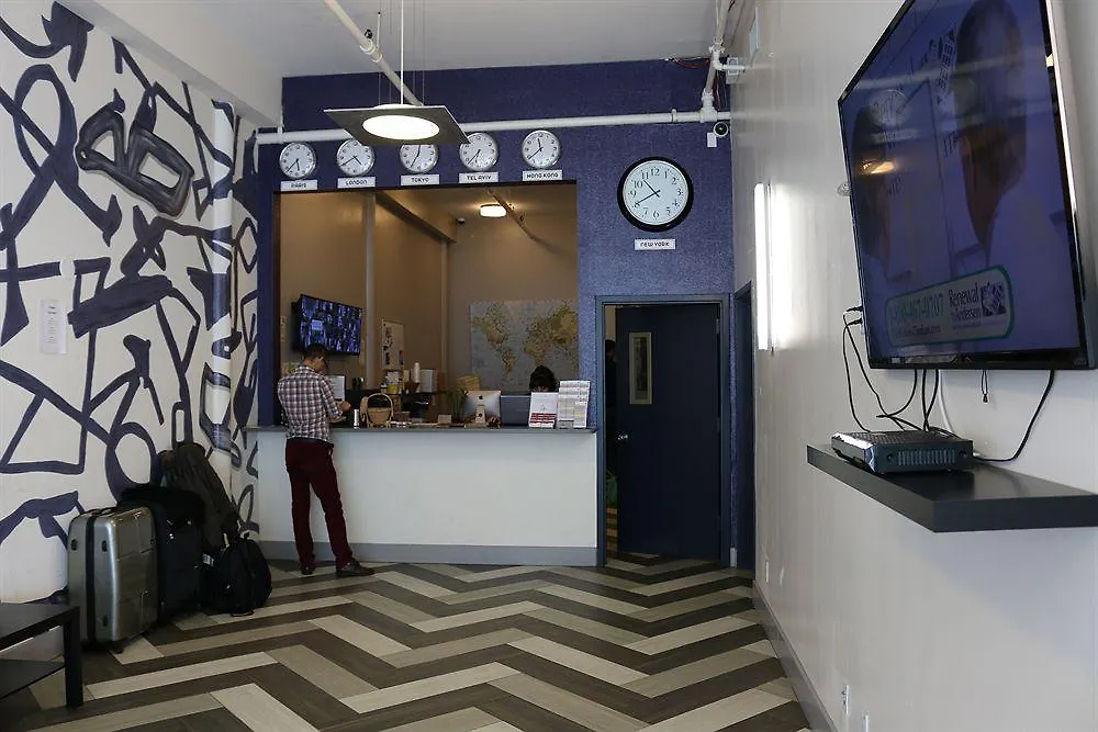 B Hotel And Hostel New York 2*,  USA