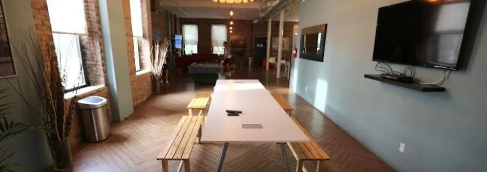 B Hotel And Hostel New York
